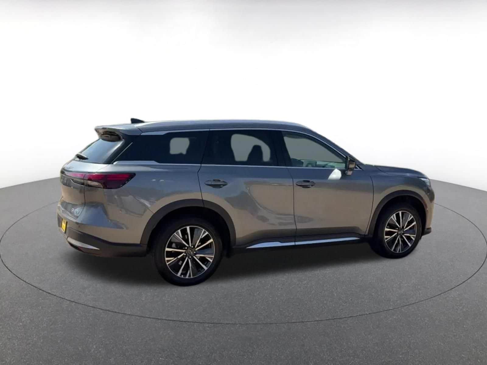 Thumbnail: 2026 INFINITI QX60 - 15