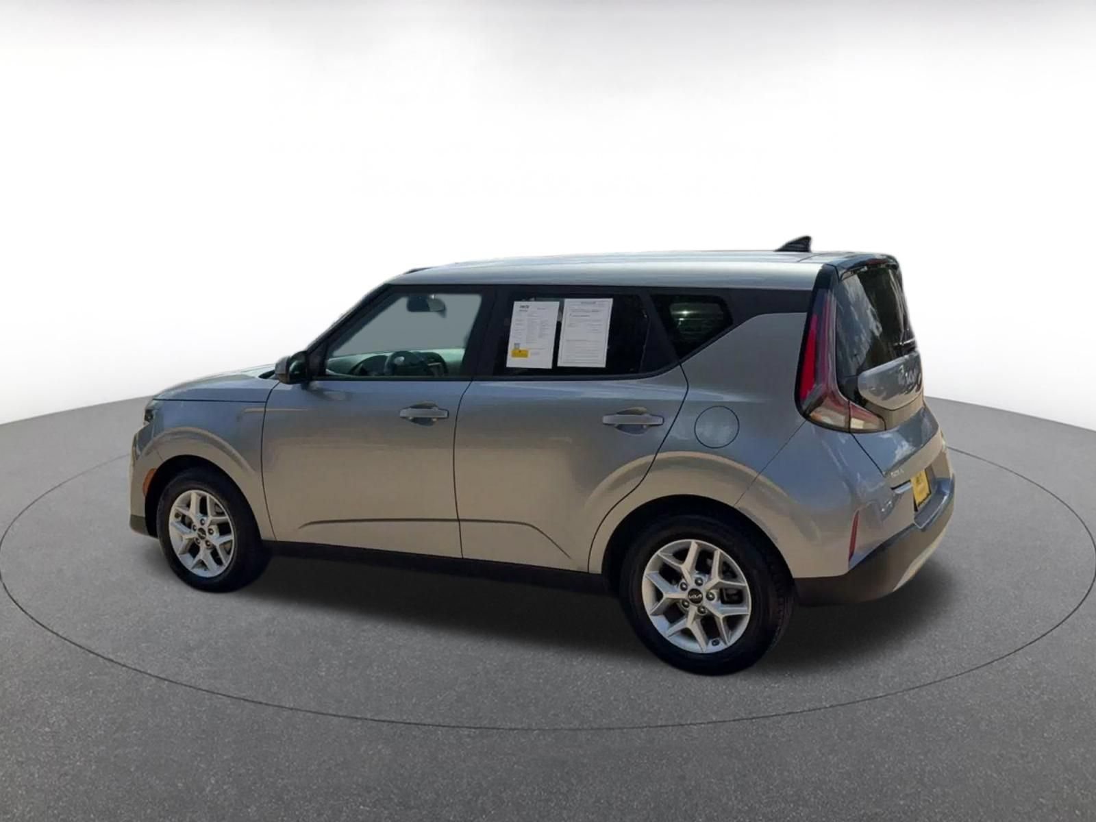 Thumbnail: 2025 Kia Soul - 9