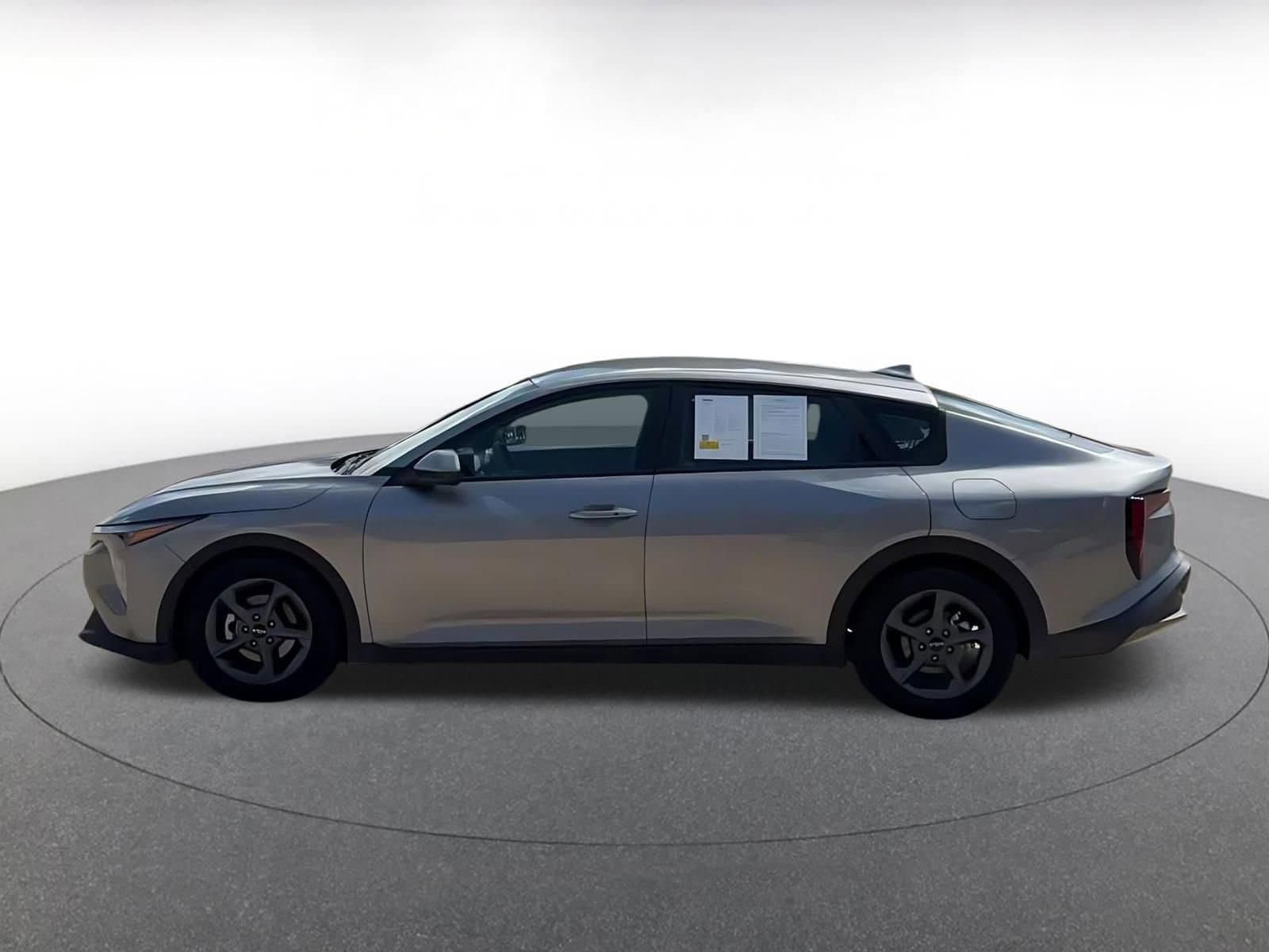 Thumbnail: 2025 Kia K4 - 9