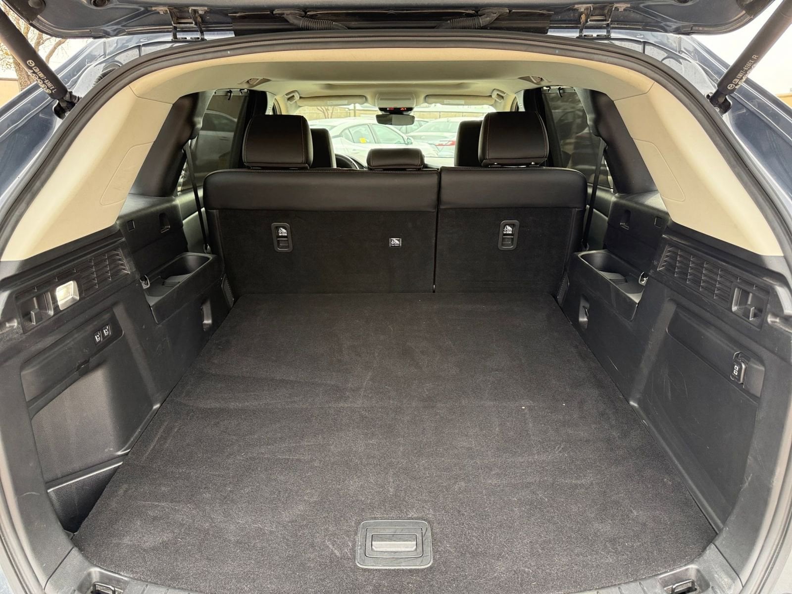 Thumbnail: 2025 Mazda CX-70 - 33