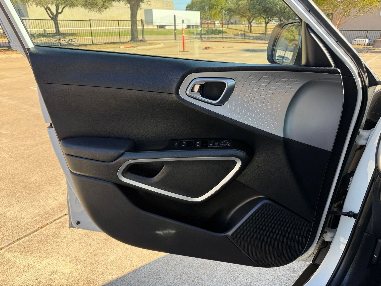 Thumbnail: 2024 Kia Soul - 20