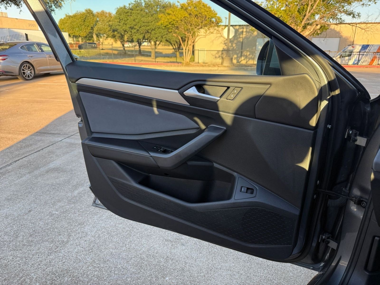 Thumbnail: 2025 Volkswagen Jetta - 20