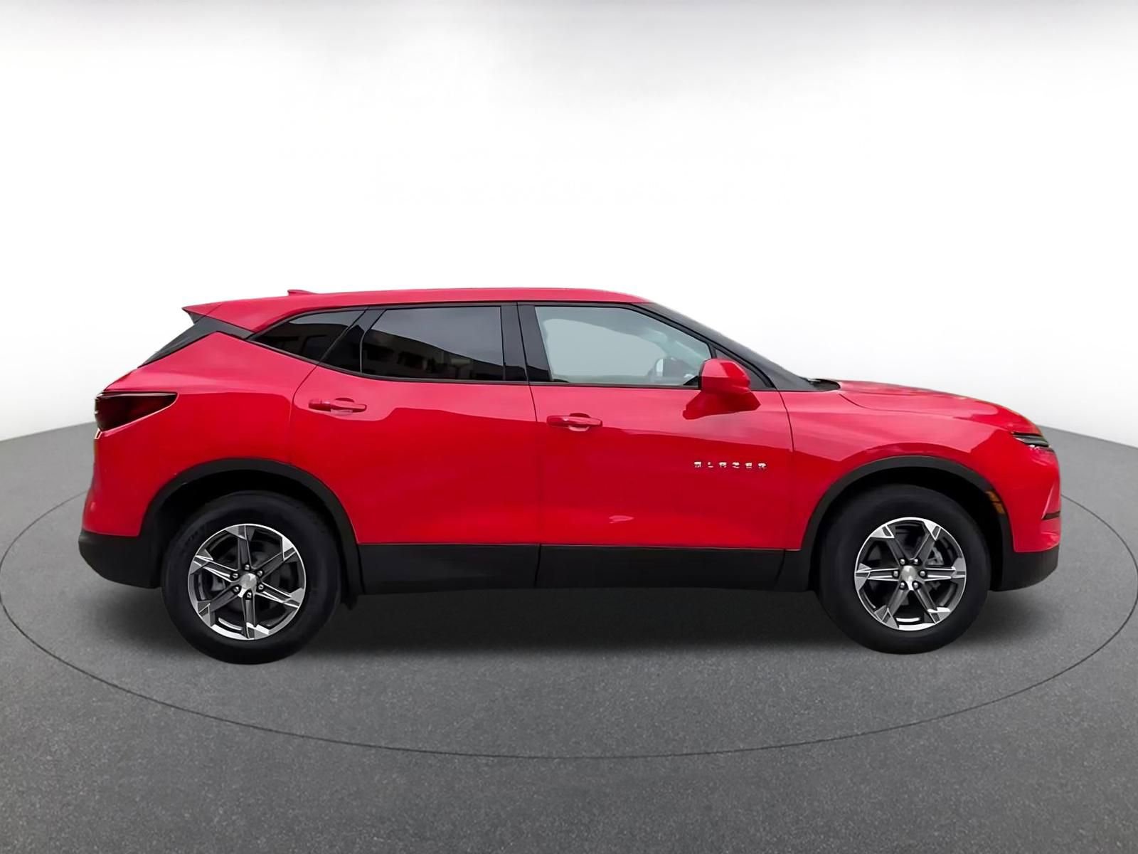 Thumbnail: 2025 Chevrolet Blazer - 16