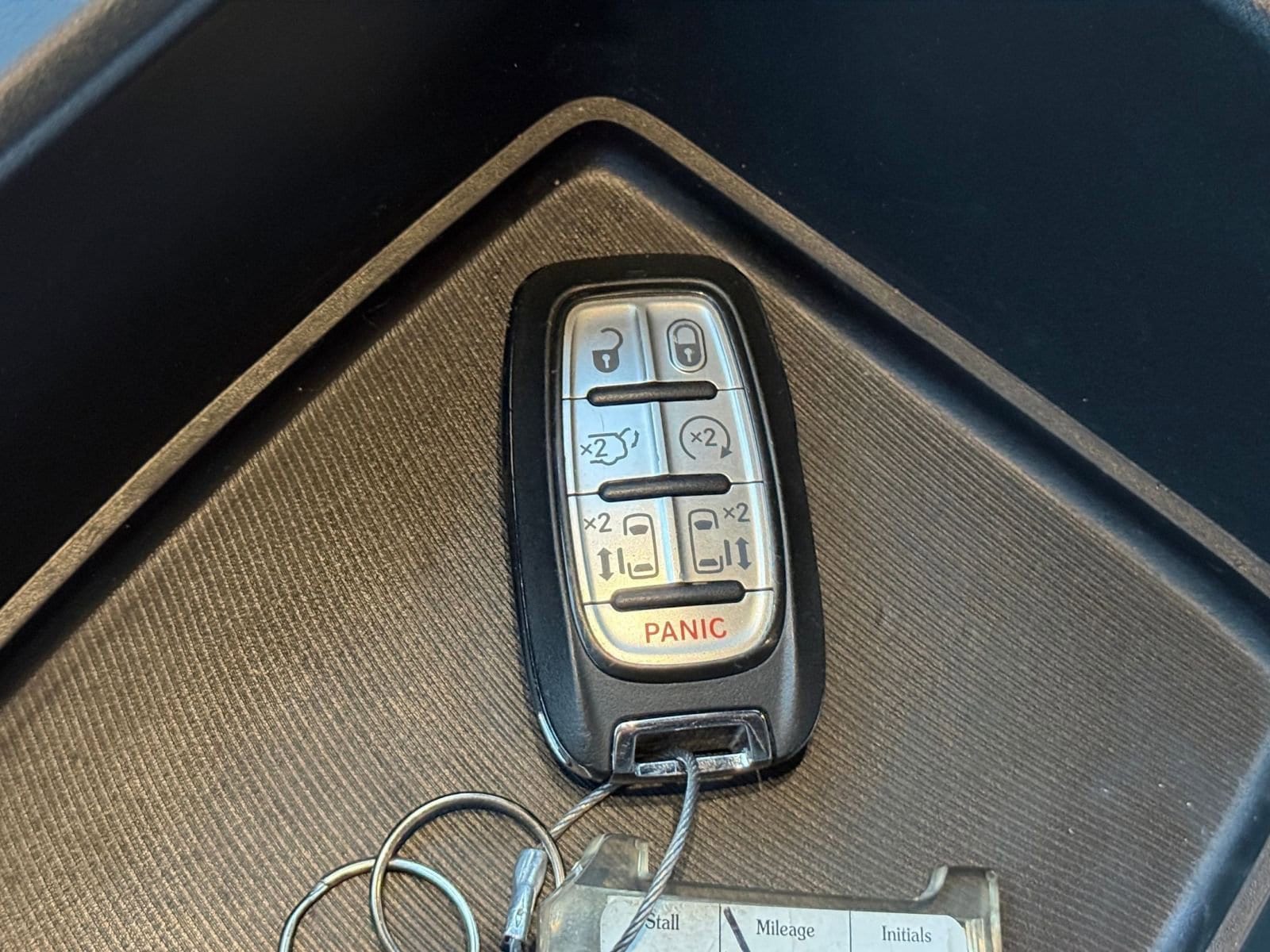 Thumbnail: 2025 Chrysler Pacifica - 23