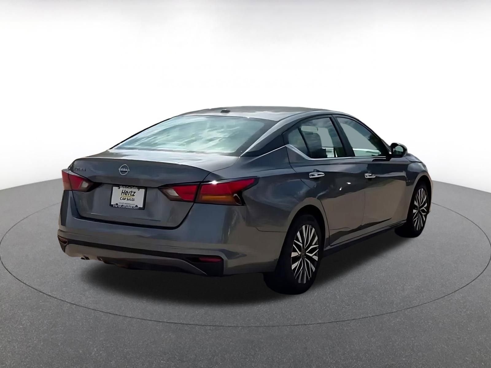Thumbnail: 2025 Nissan Altima - 14