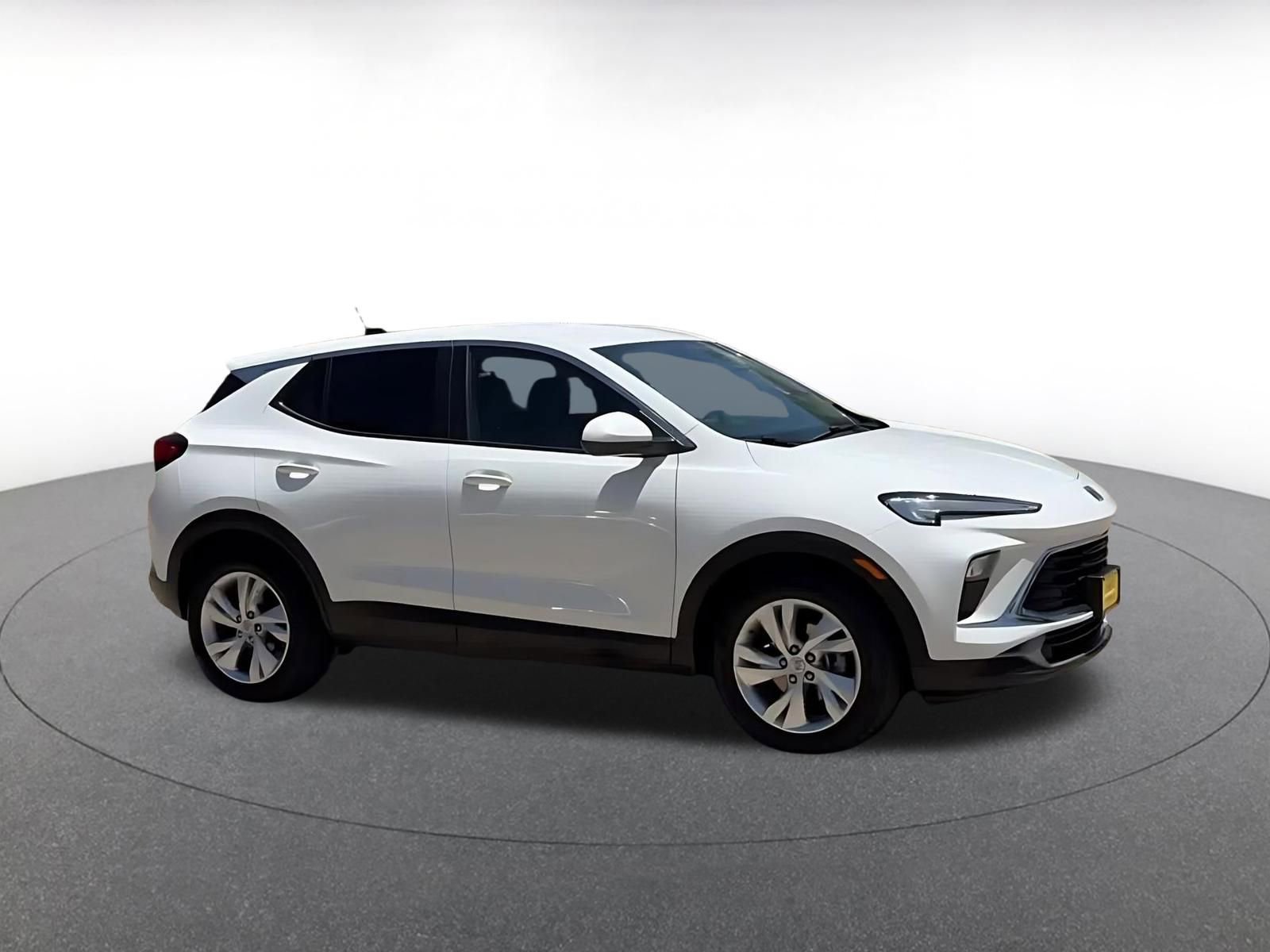 Thumbnail: 2025 Buick Encore GX - 2