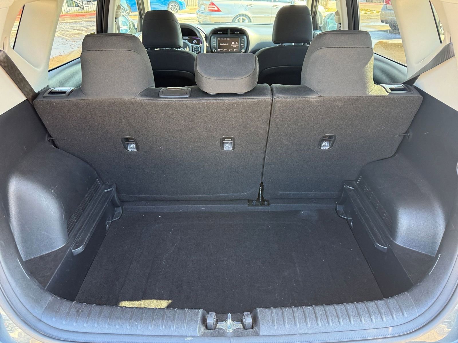 Thumbnail: 2025 Kia Soul - 31