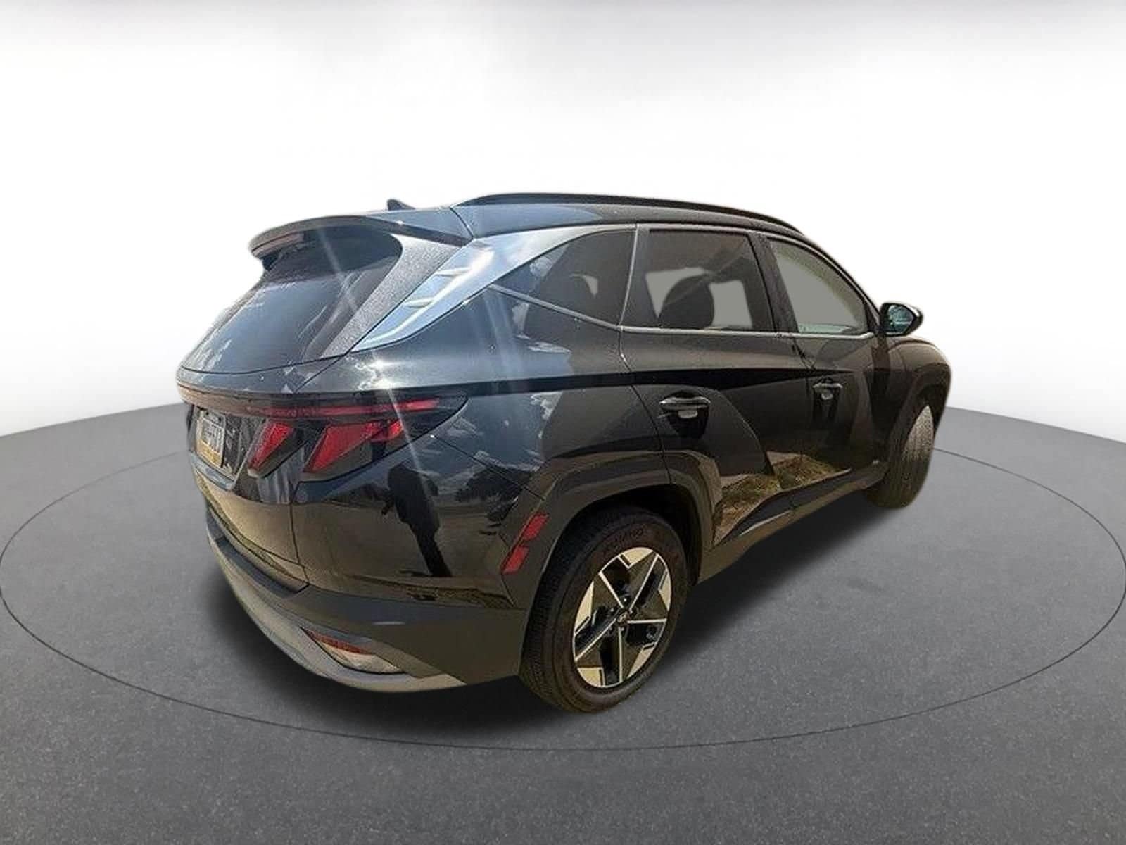 Thumbnail: 2025 Hyundai Tucson - 4