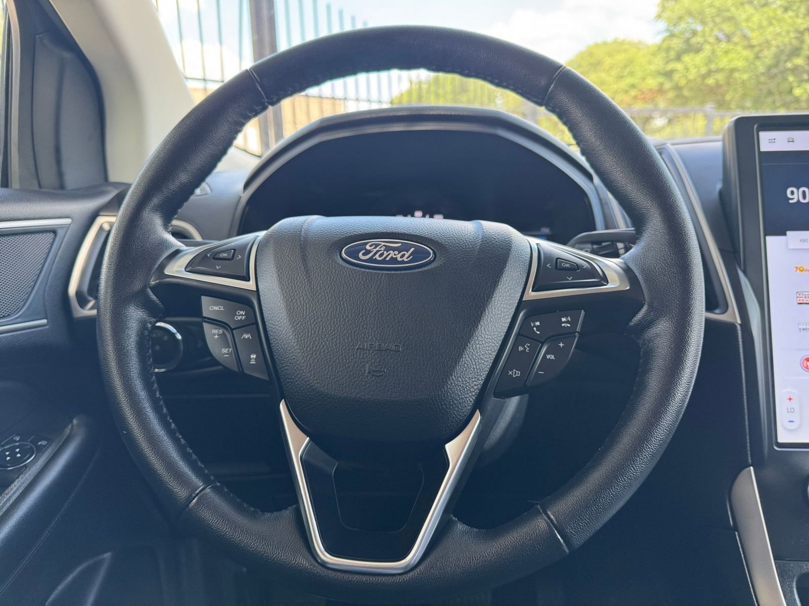 Thumbnail: 2024 Ford Edge - 23