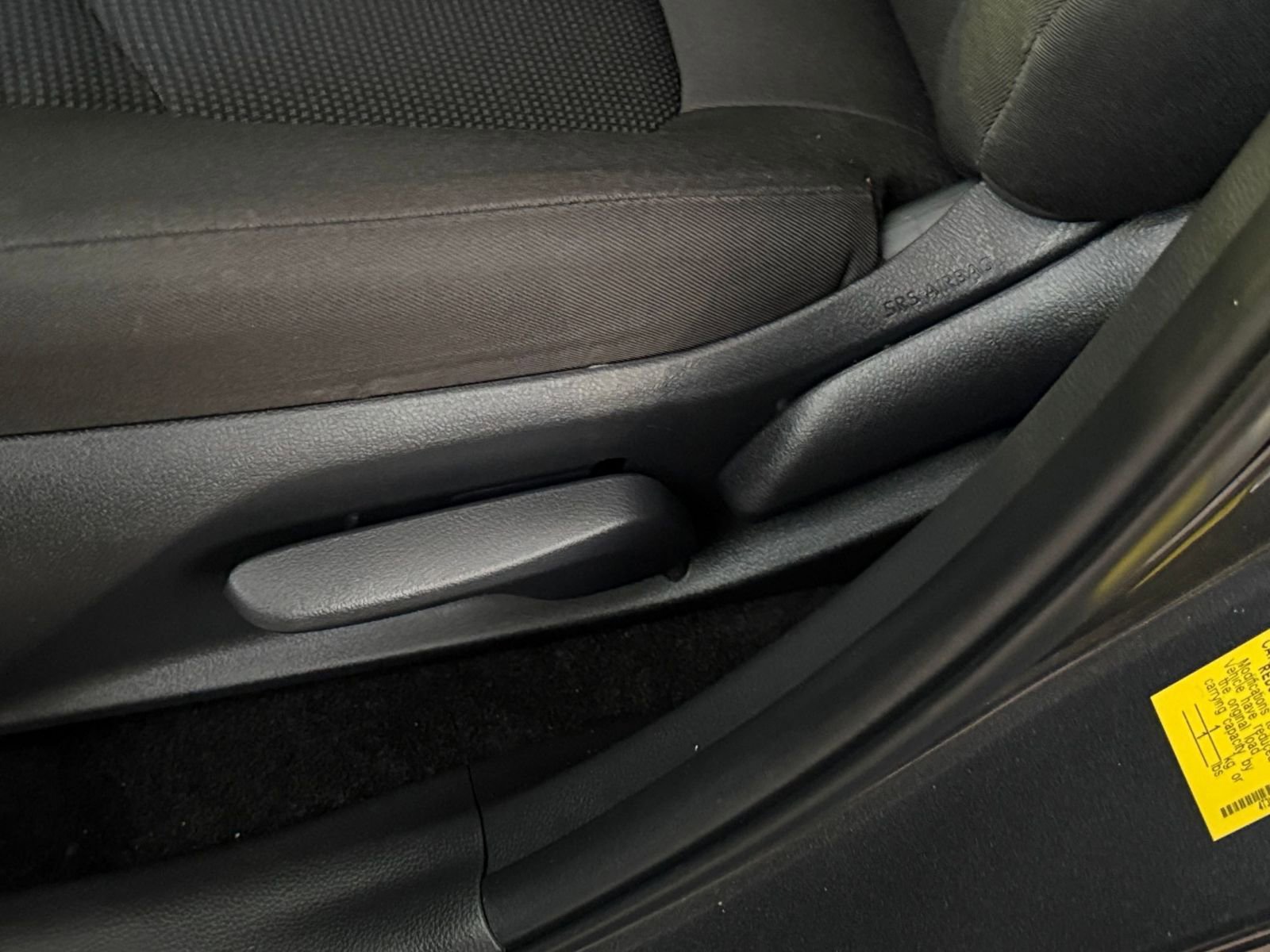 Thumbnail: 2025 Toyota RAV4 - 23