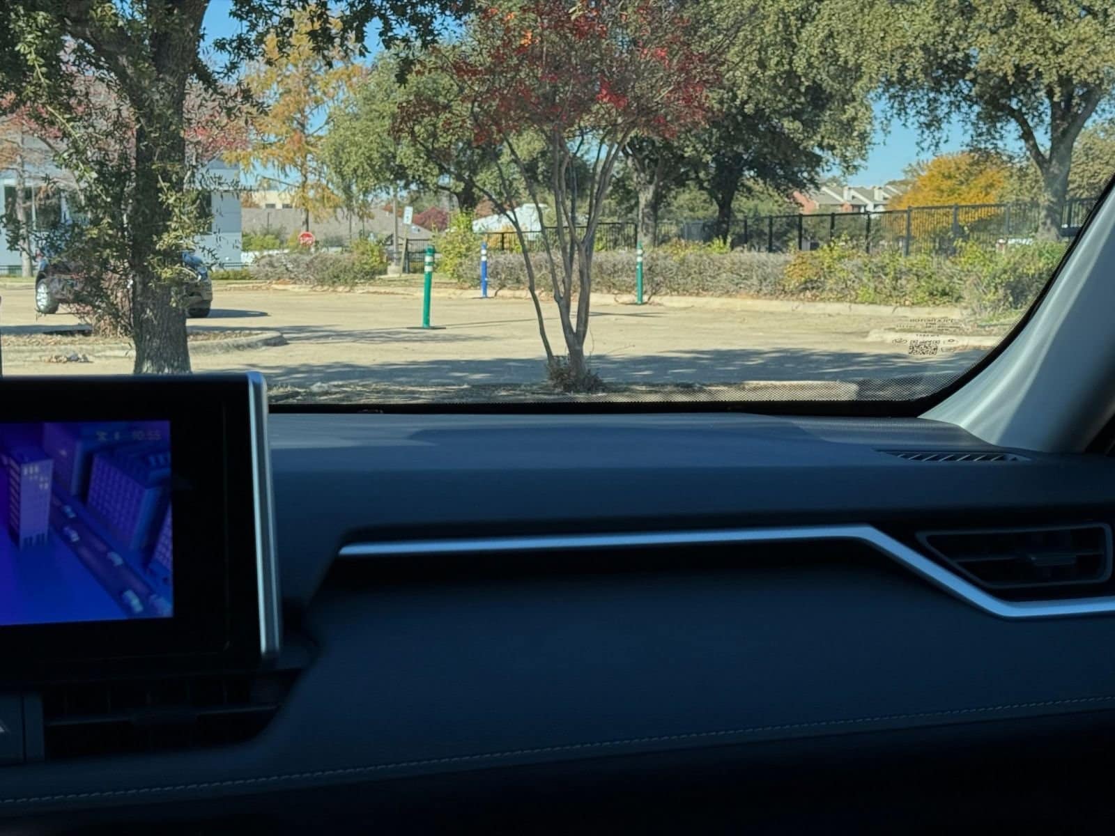 Thumbnail: 2025 Toyota RAV4 - 35