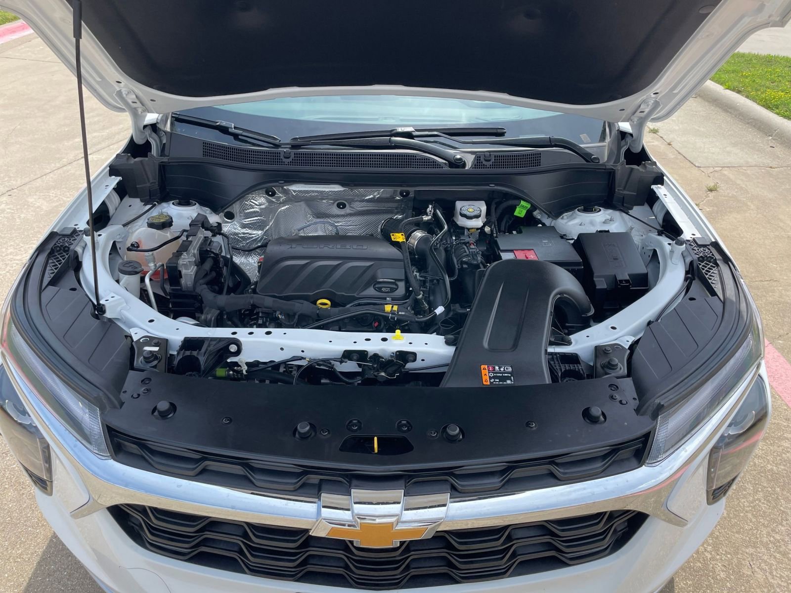 Thumbnail: 2025 Chevrolet Trax - 35