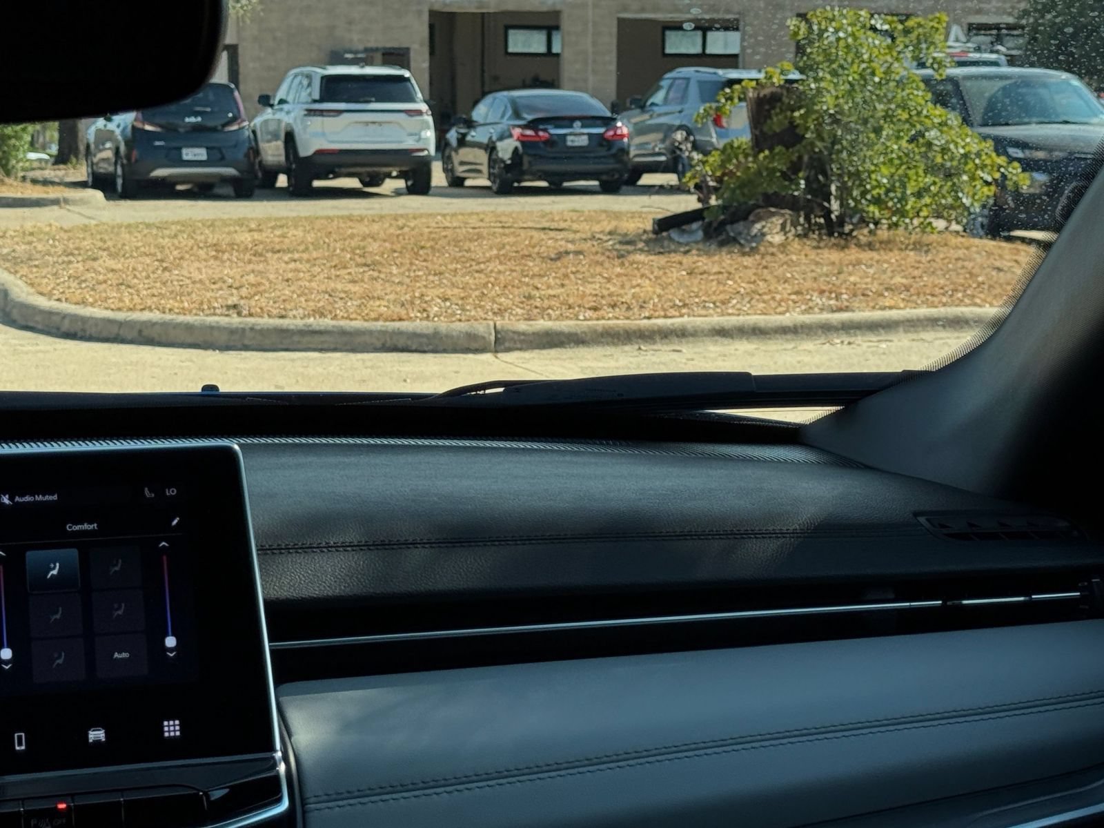 Thumbnail: 2025 Jeep Compass - 30