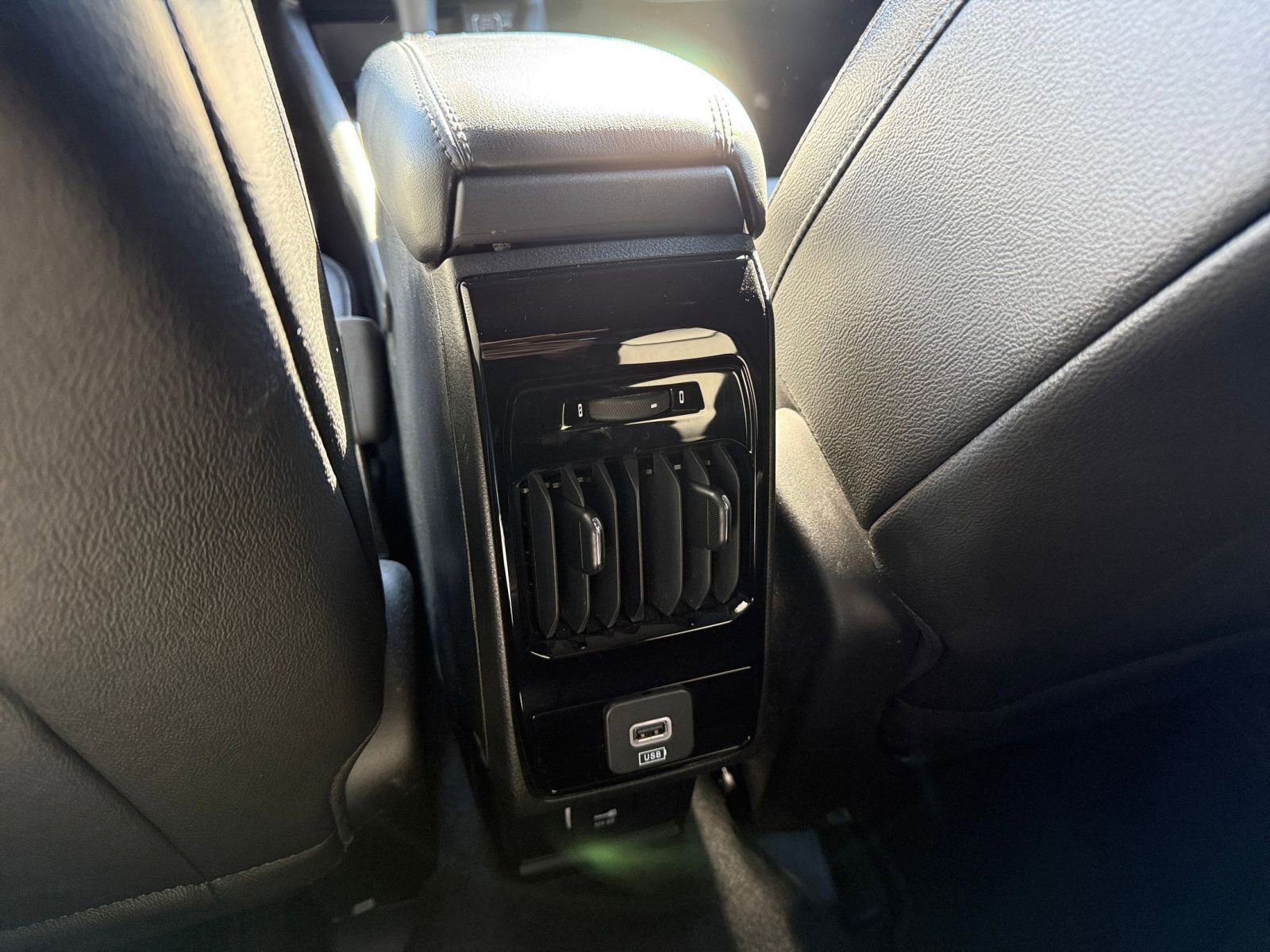 Thumbnail: 2025 Jeep Compass - 24