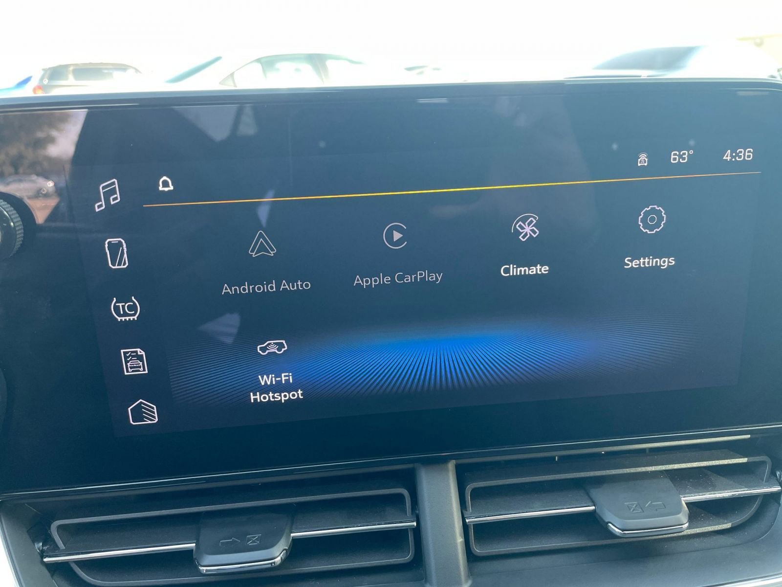 Thumbnail: 2025 Chevrolet Trax - 20