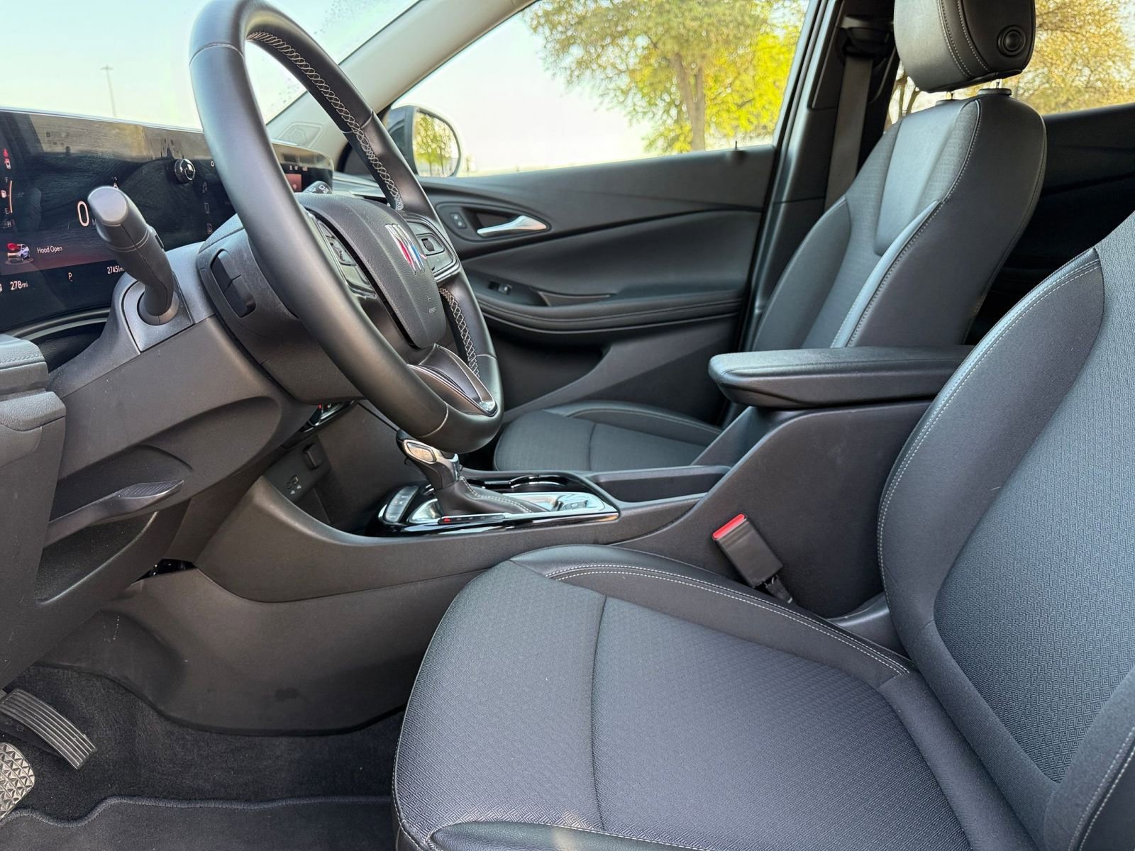 Thumbnail: 2025 Buick Encore GX - 27