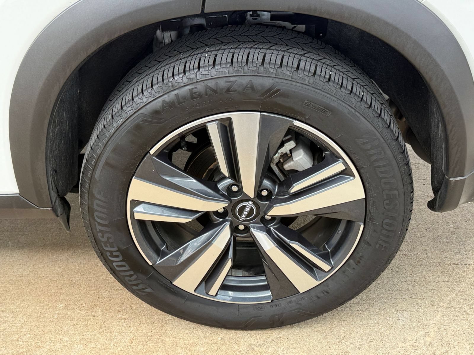 Thumbnail: 2026 Nissan Rogue - 30