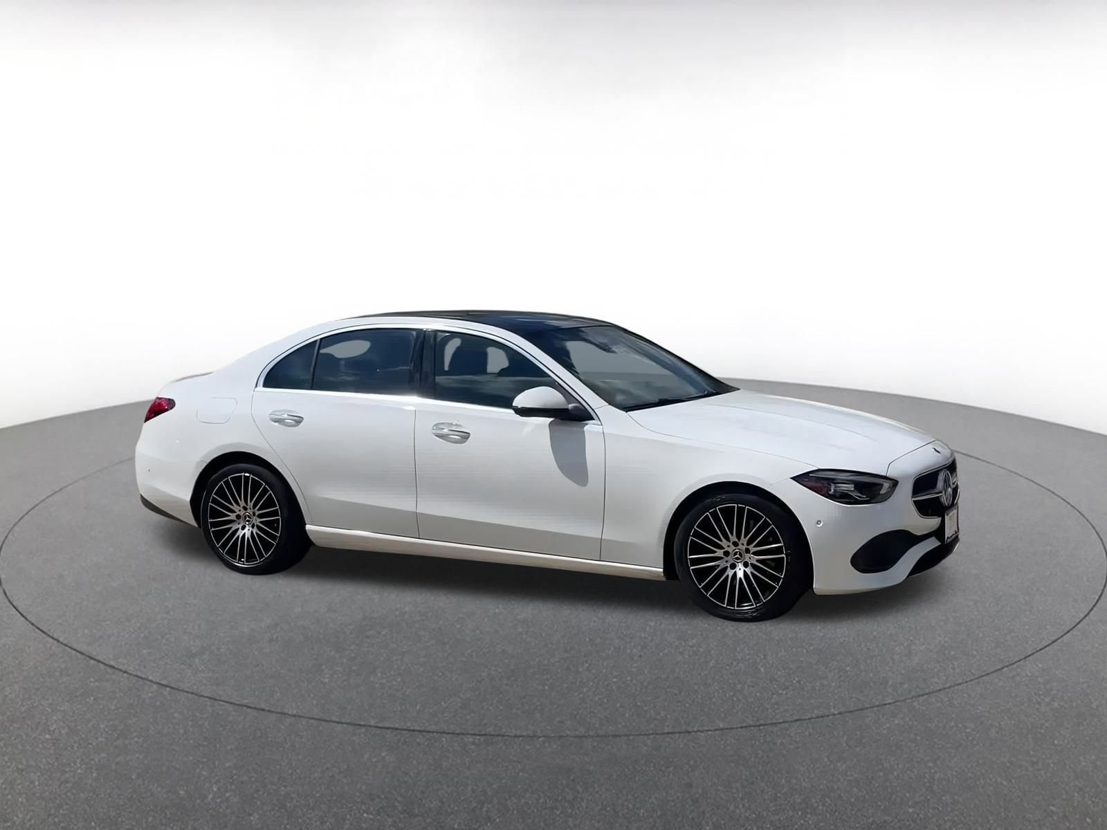 Thumbnail: 2024 Mercedes-Benz C-Class - 2