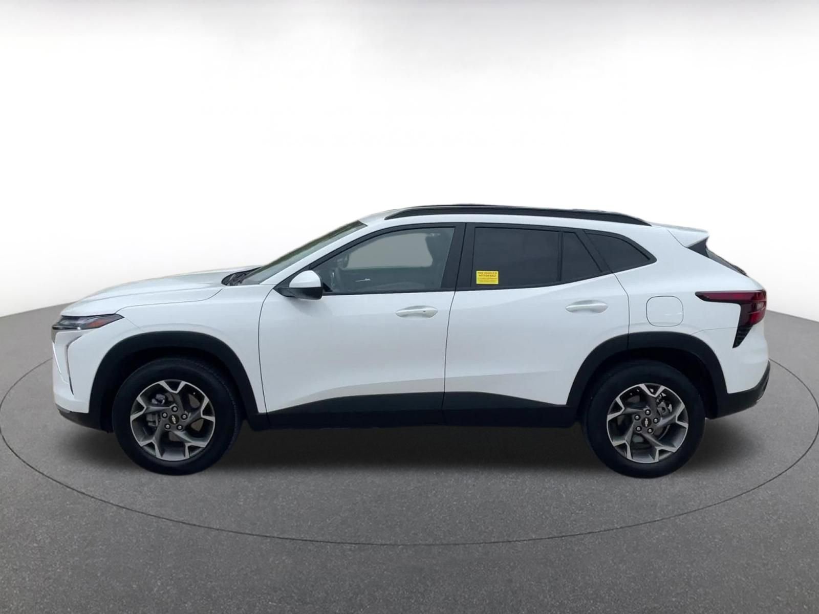 Thumbnail: 2025 Chevrolet Trax - 9