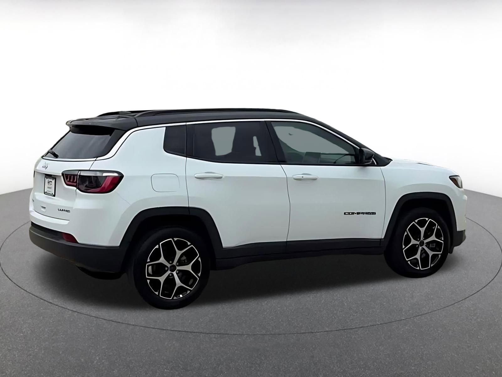 Thumbnail: 2025 Jeep Compass - 9
