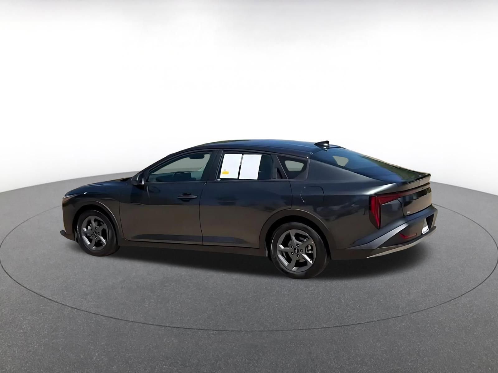 Thumbnail: 2025 Kia K4 - 10