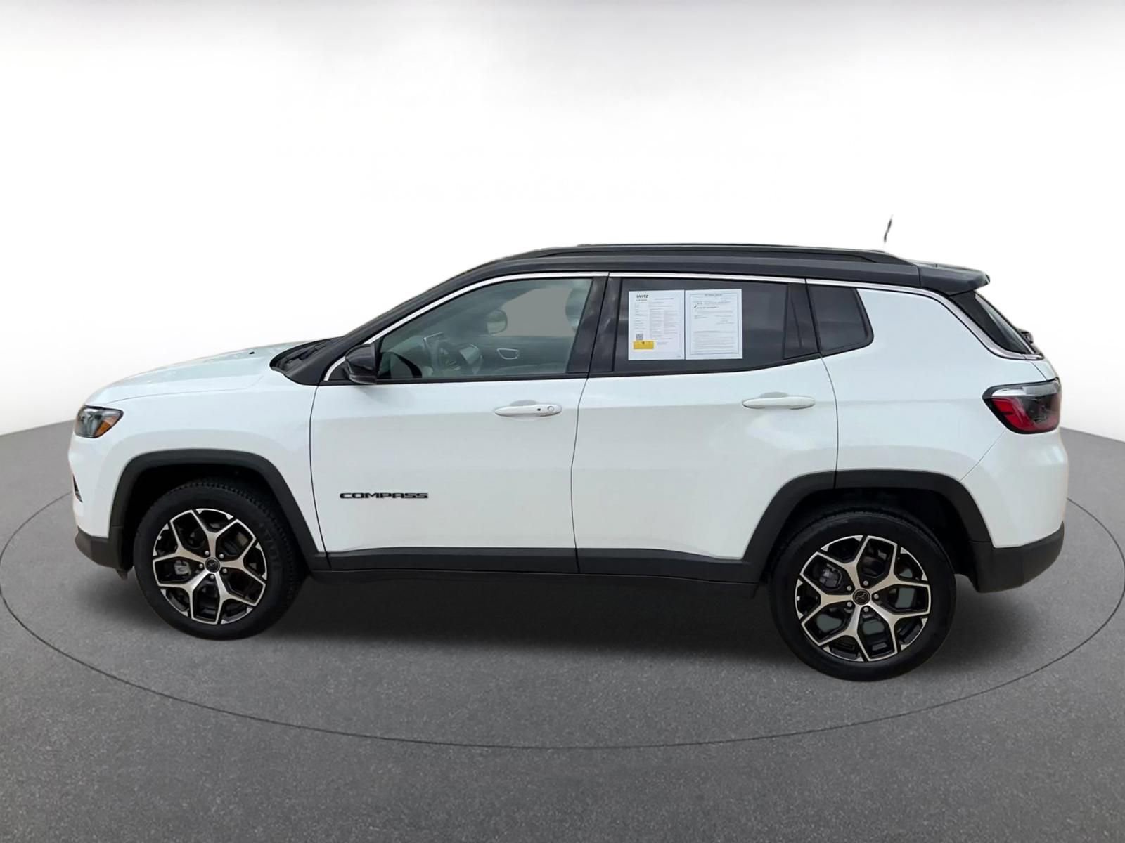 Thumbnail: 2025 Jeep Compass - 9