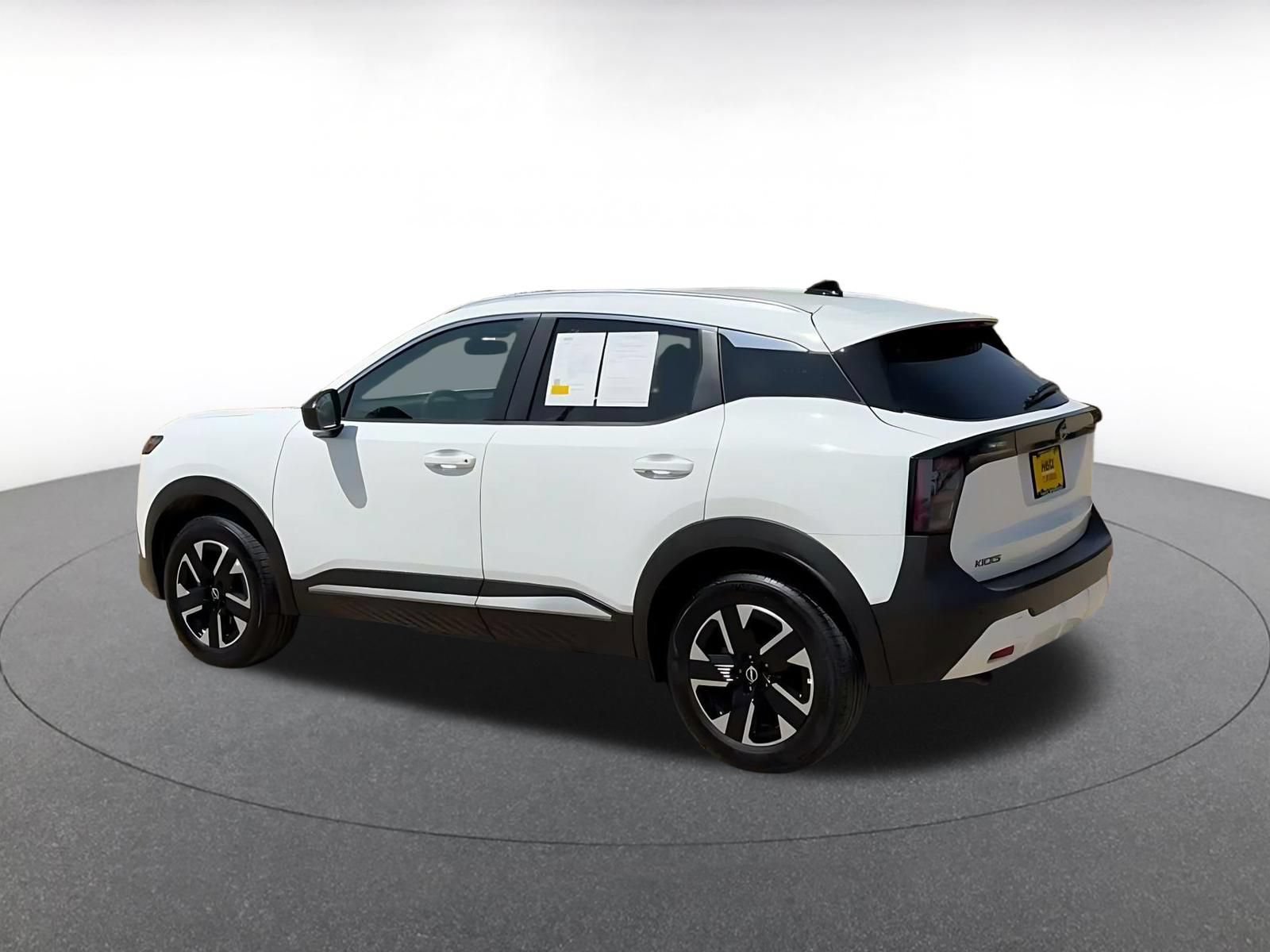 Thumbnail: 2026 Nissan Kicks - 10
