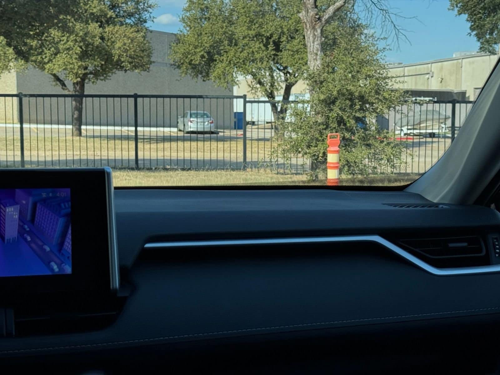 Thumbnail: 2025 Toyota RAV4 - 35