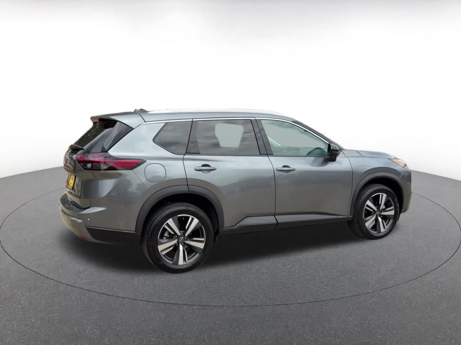 Thumbnail: 2026 Nissan Rogue - 14