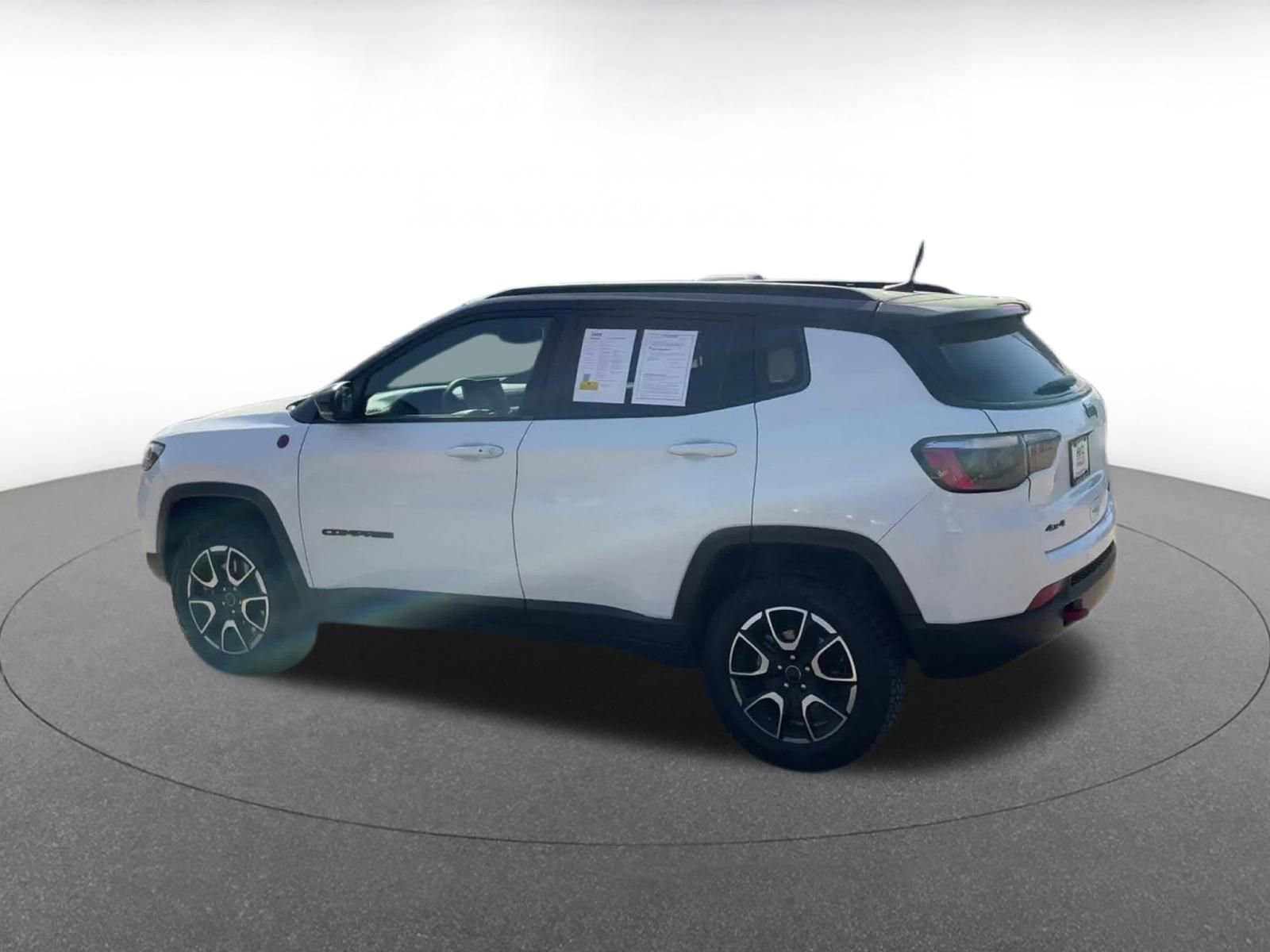 Thumbnail: 2025 Jeep Compass - 10