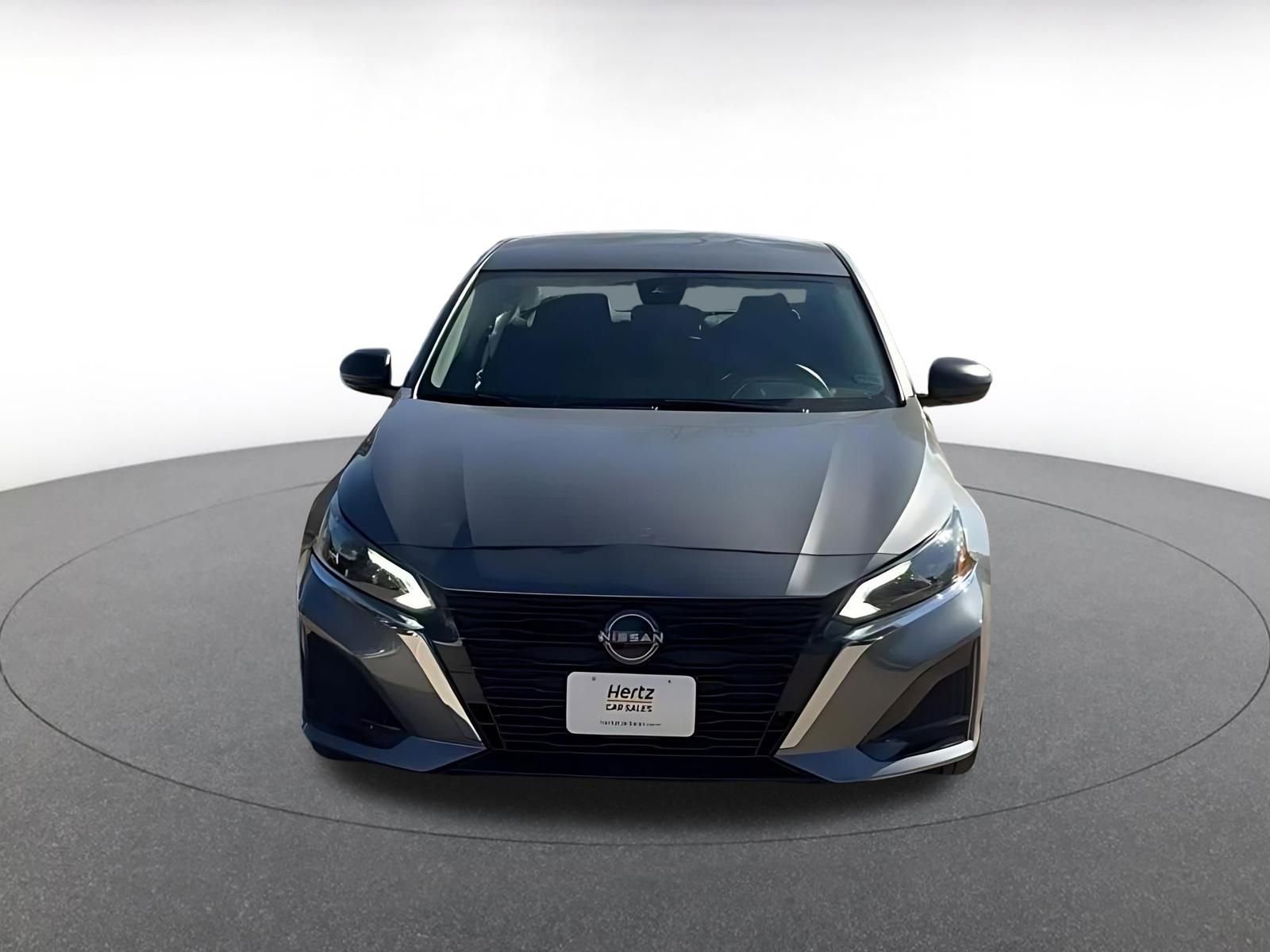 Thumbnail: 2025 Nissan Altima - 4