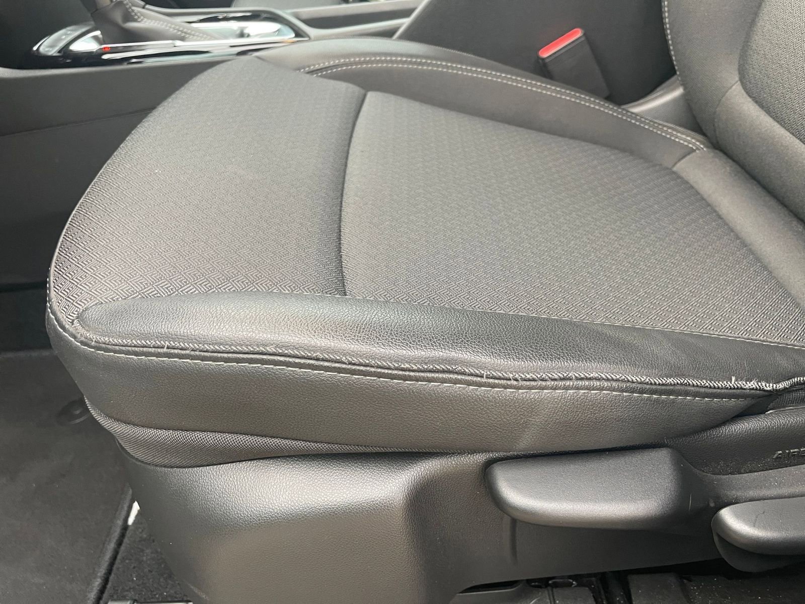 Thumbnail: 2025 Buick Encore GX - 23