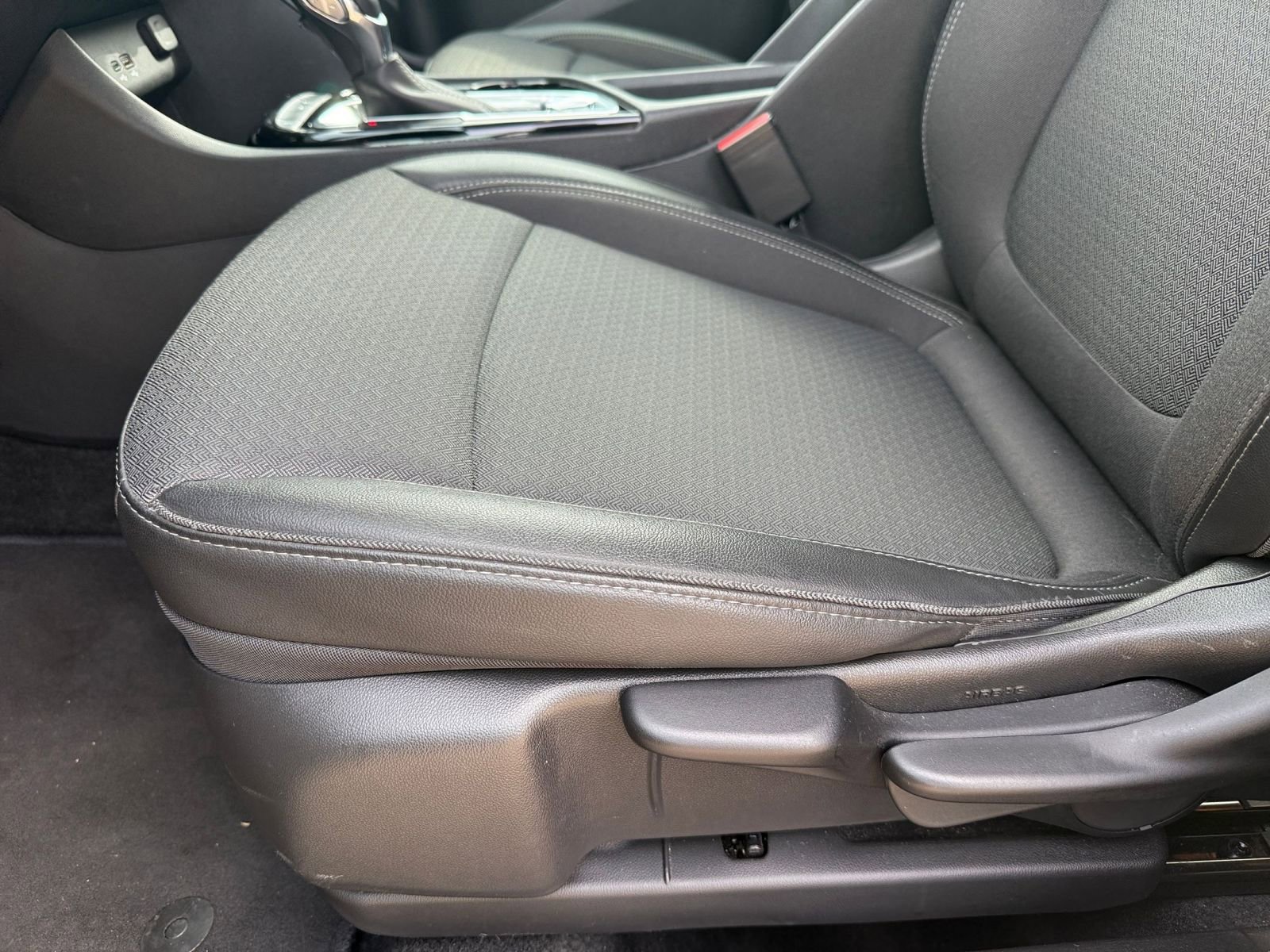 Thumbnail: 2025 Buick Encore GX - 22