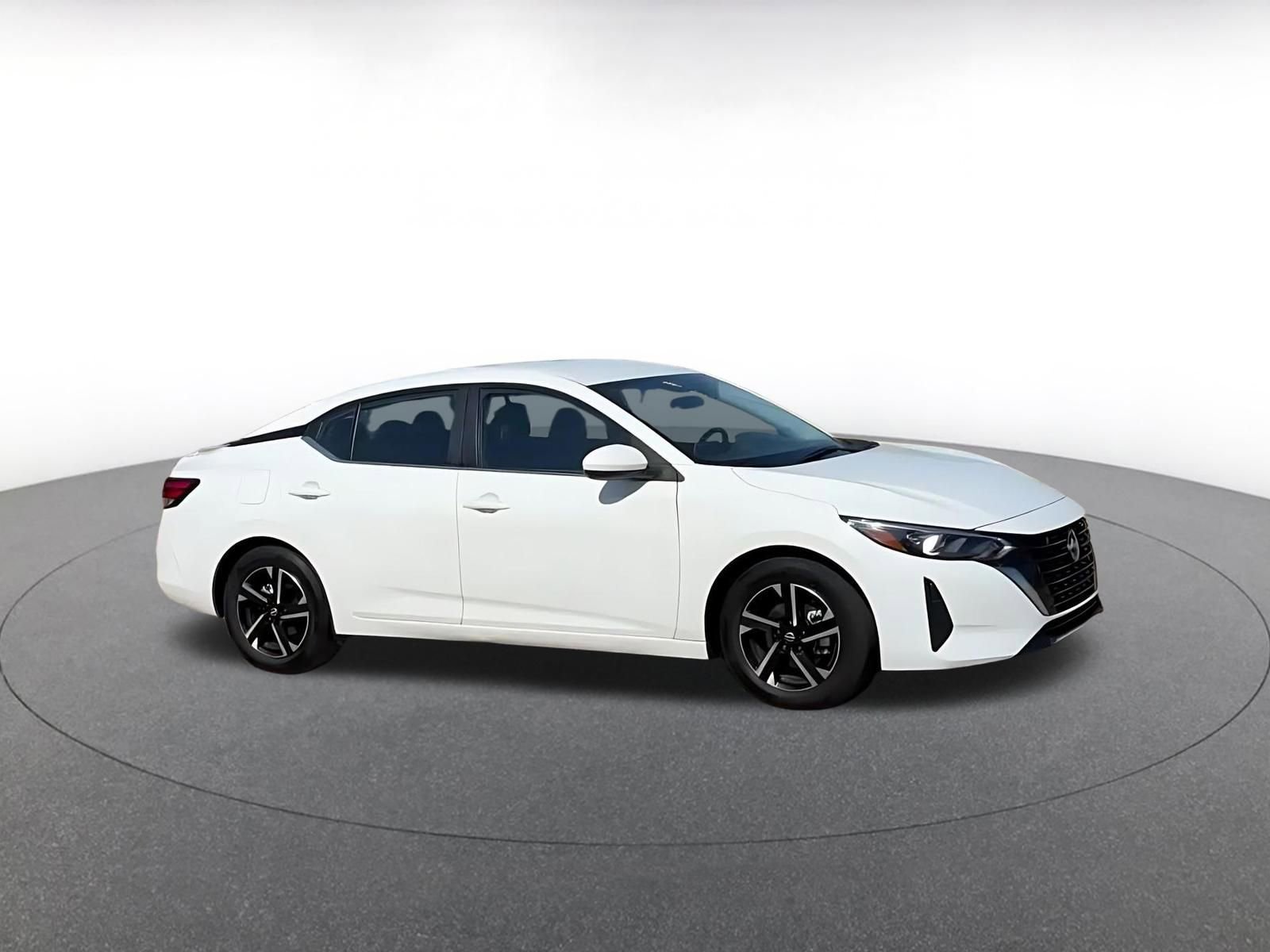 Thumbnail: 2025 Nissan Sentra - 2