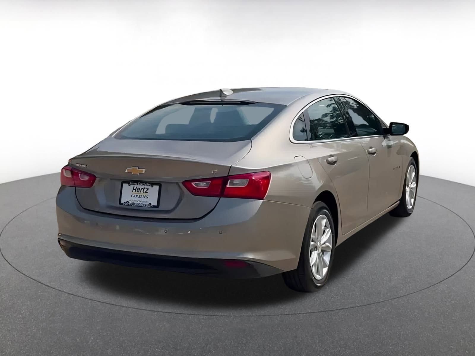 Thumbnail: 2024 Chevrolet Malibu - 14