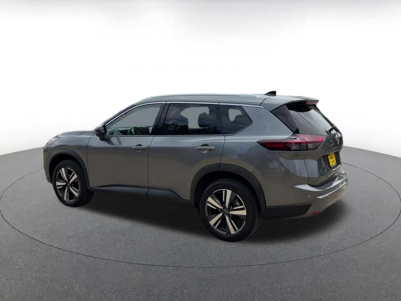 Thumbnail: 2026 Nissan Rogue - 9
