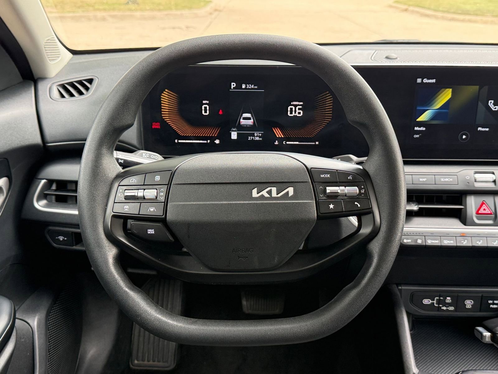 Thumbnail: 2025 Kia K4 - 28