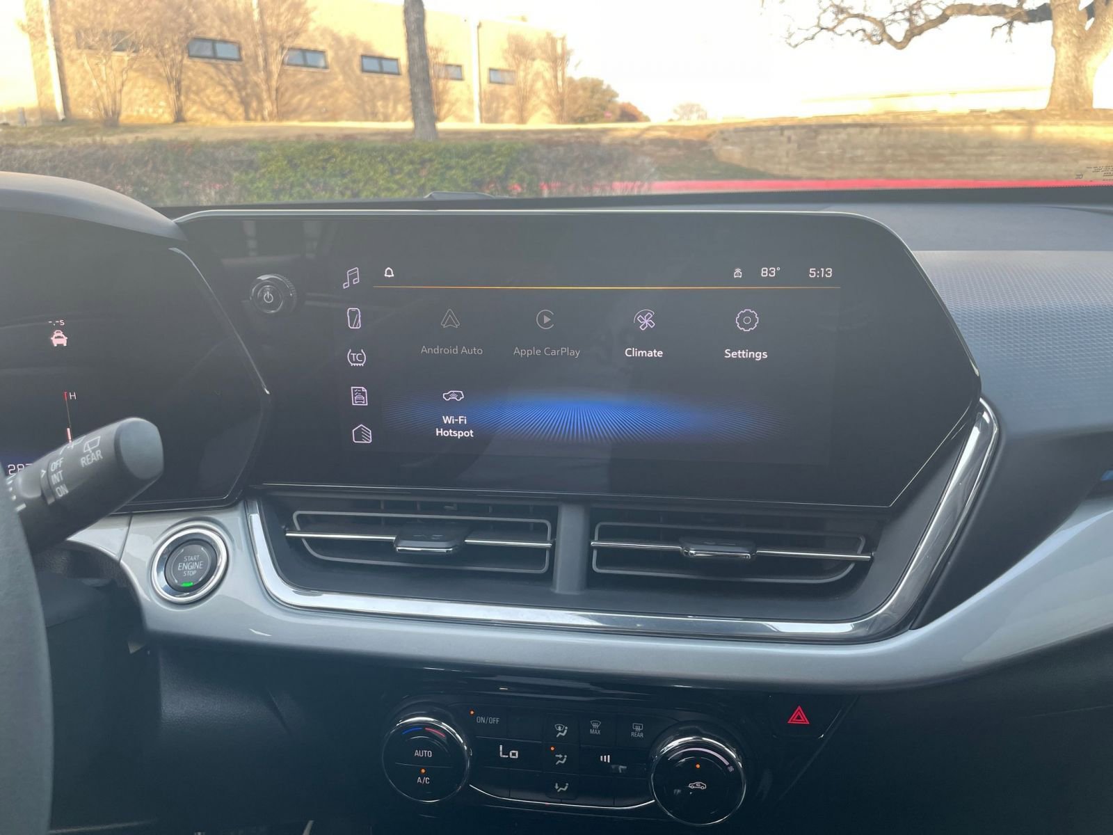 Thumbnail: 2025 Chevrolet Trax - 21