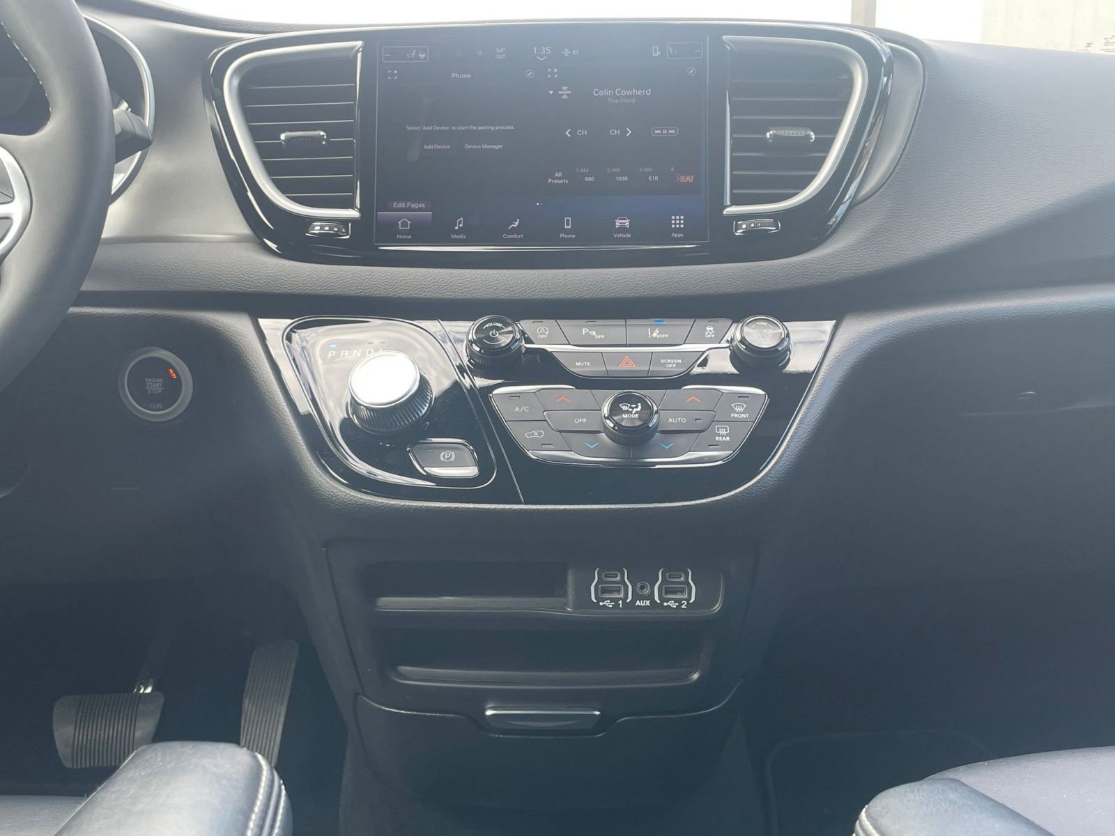 Thumbnail: 2025 Chrysler Pacifica - 17