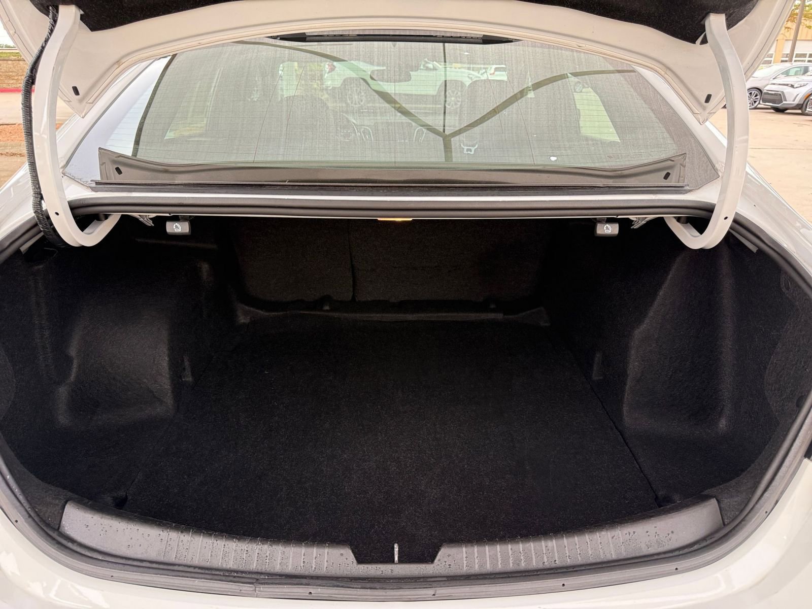 Thumbnail: 2024 Chevrolet Malibu - 31