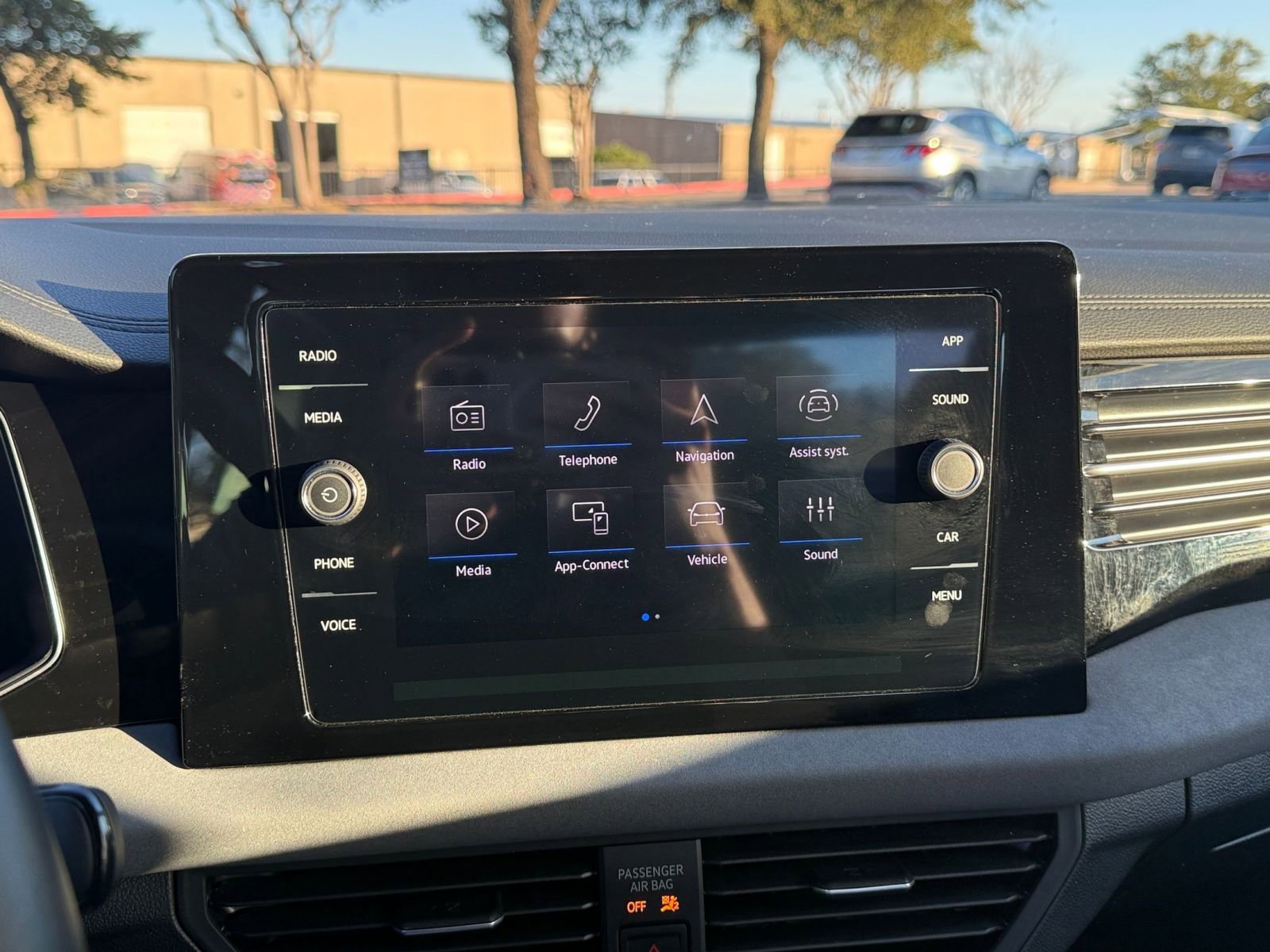 Thumbnail: 2025 Volkswagen Jetta - 21