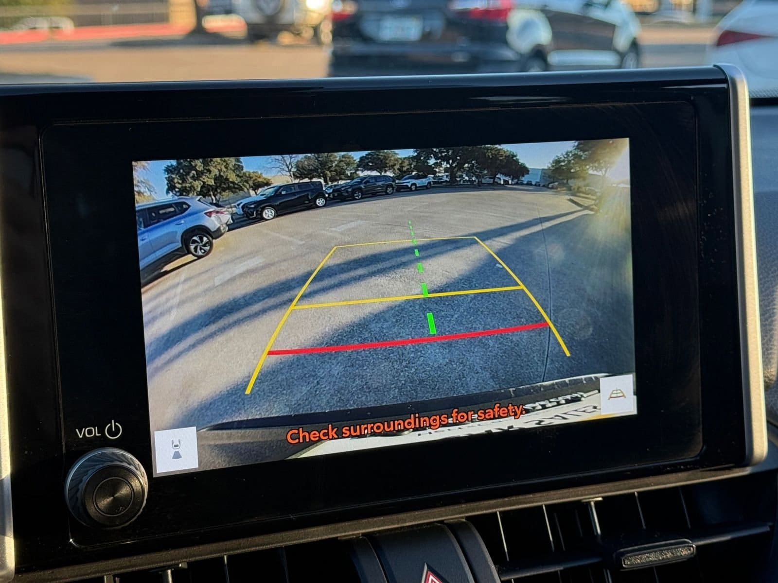 Thumbnail: 2025 Toyota RAV4 - 17