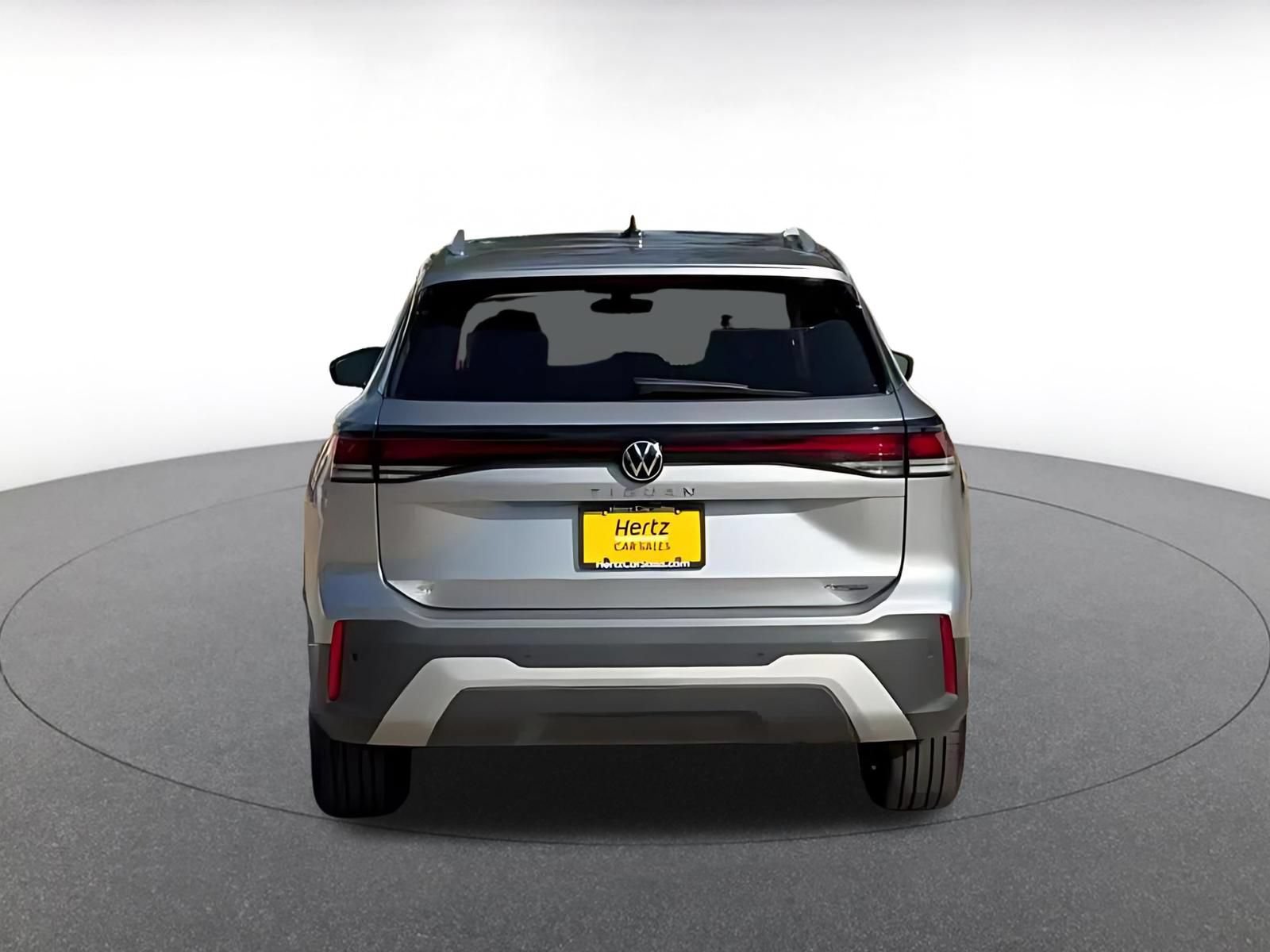 Thumbnail: 2026 Volkswagen Tiguan - 12