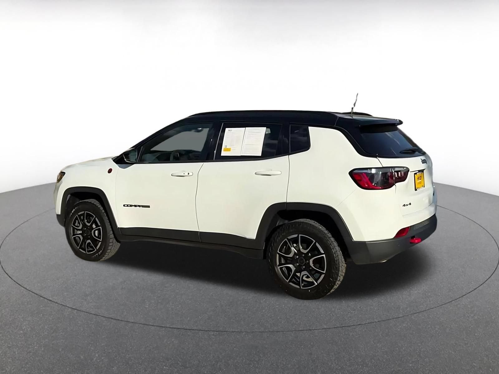 Thumbnail: 2025 Jeep Compass - 8