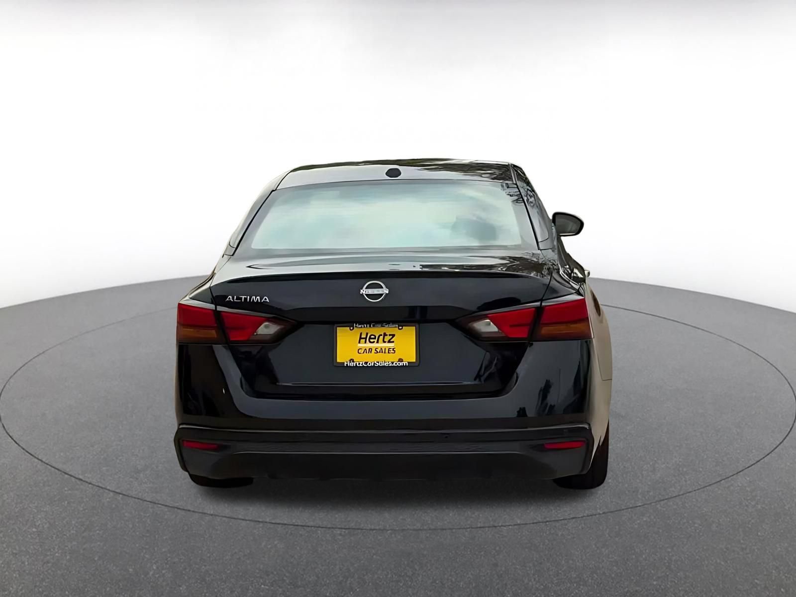Thumbnail: 2025 Nissan Altima - 12