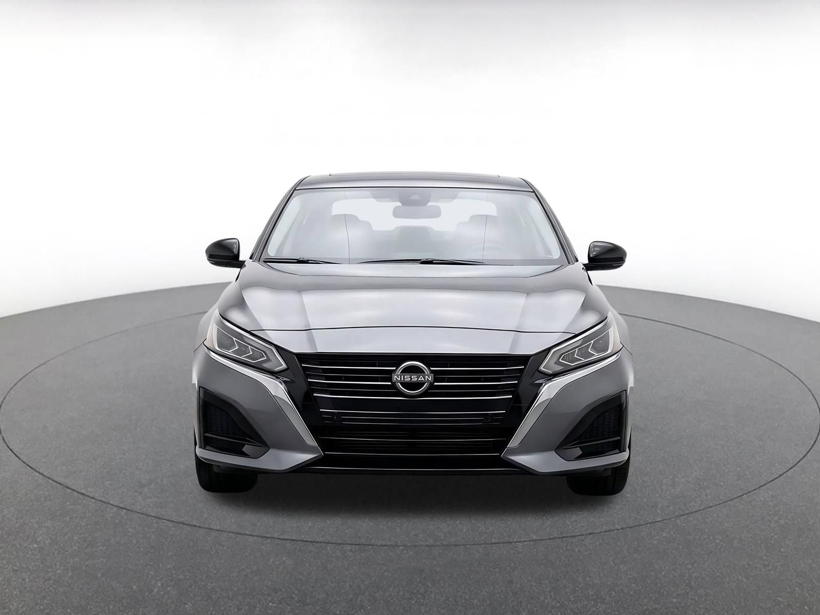 Thumbnail: 2025 Nissan Altima - 2