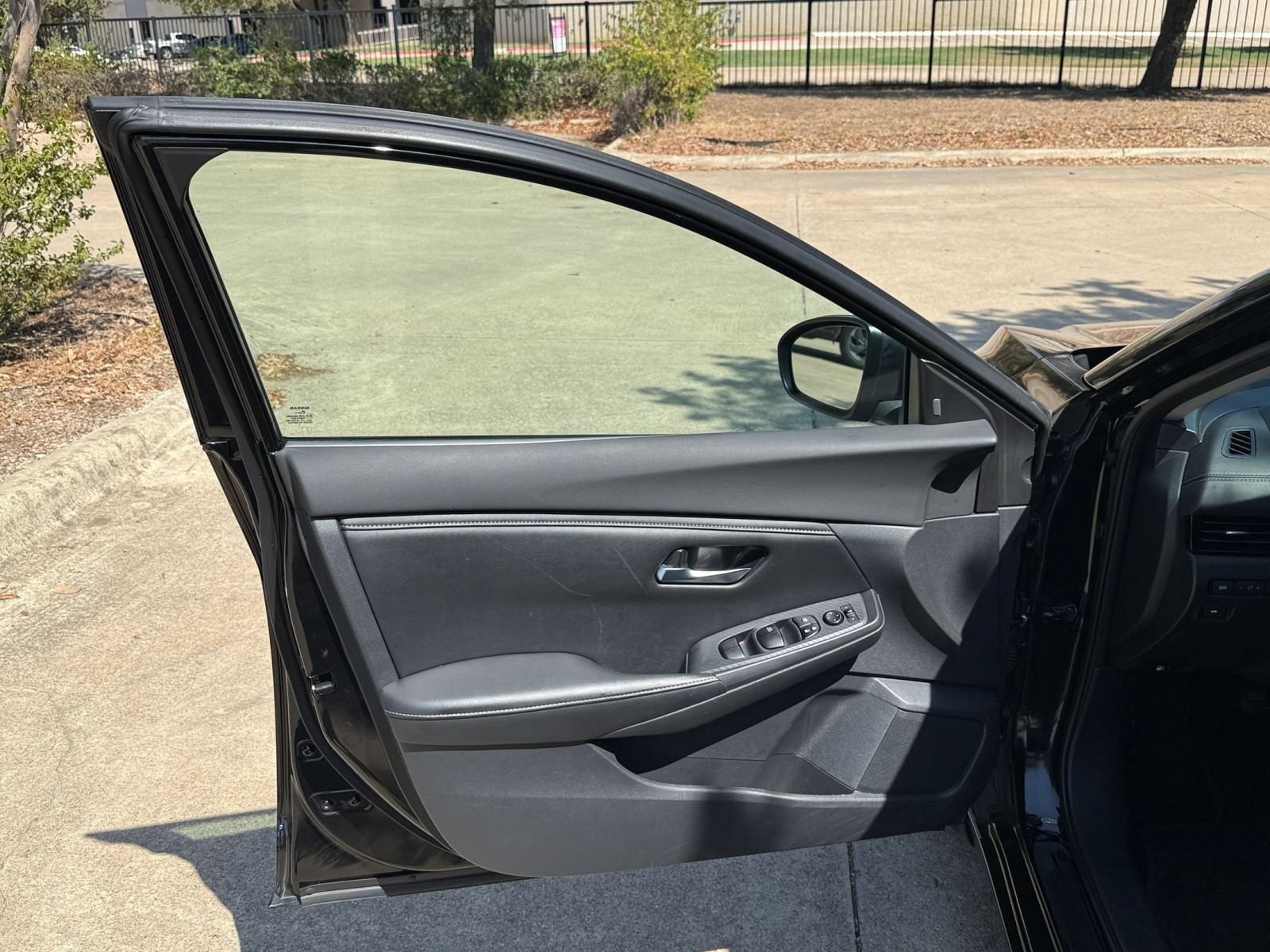 Thumbnail: 2021 Nissan Sentra - 18