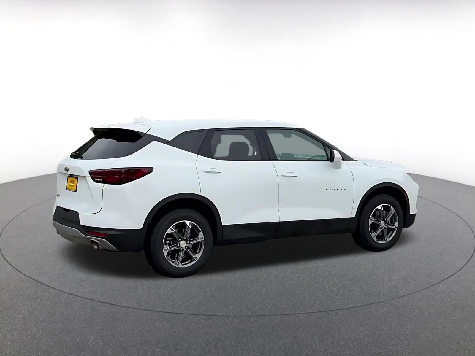 Thumbnail: 2025 Chevrolet Blazer - 14