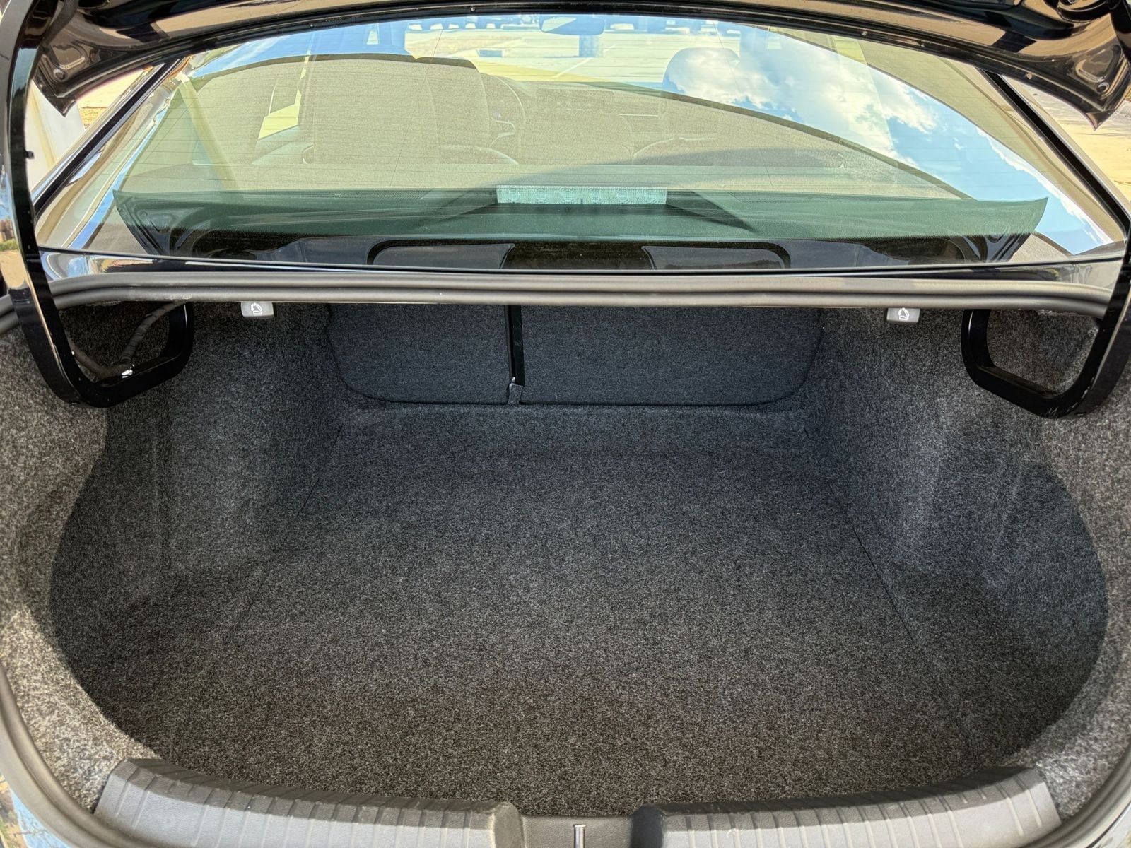 Thumbnail: 2025 Volkswagen Jetta - 31