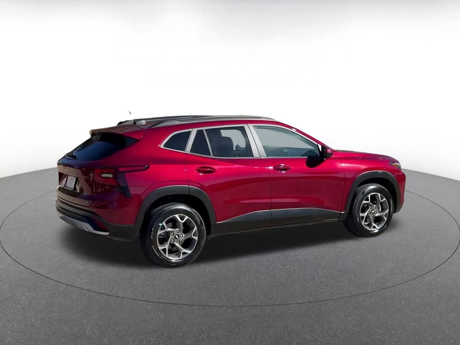 Thumbnail: 2025 Chevrolet Trax - 14